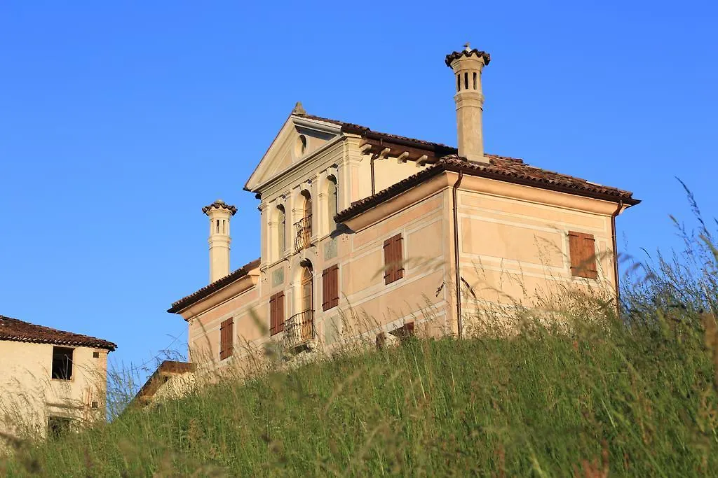 Villa D'Or Mel