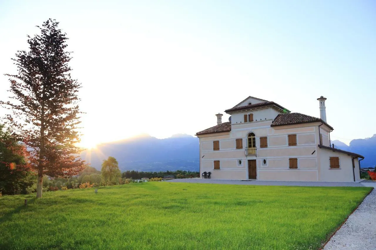 Villa D'Or Mel